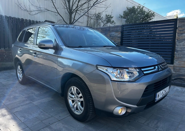 Mitsubishi Outlander cena 43900 przebieg: 199000, rok produkcji 2014 z Warszawa małe 106